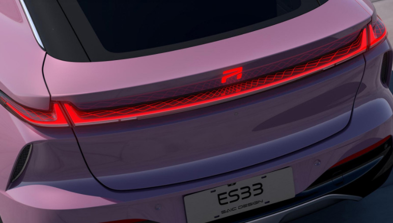 智能纯电时代，解读“R汽车”ES33的高级感